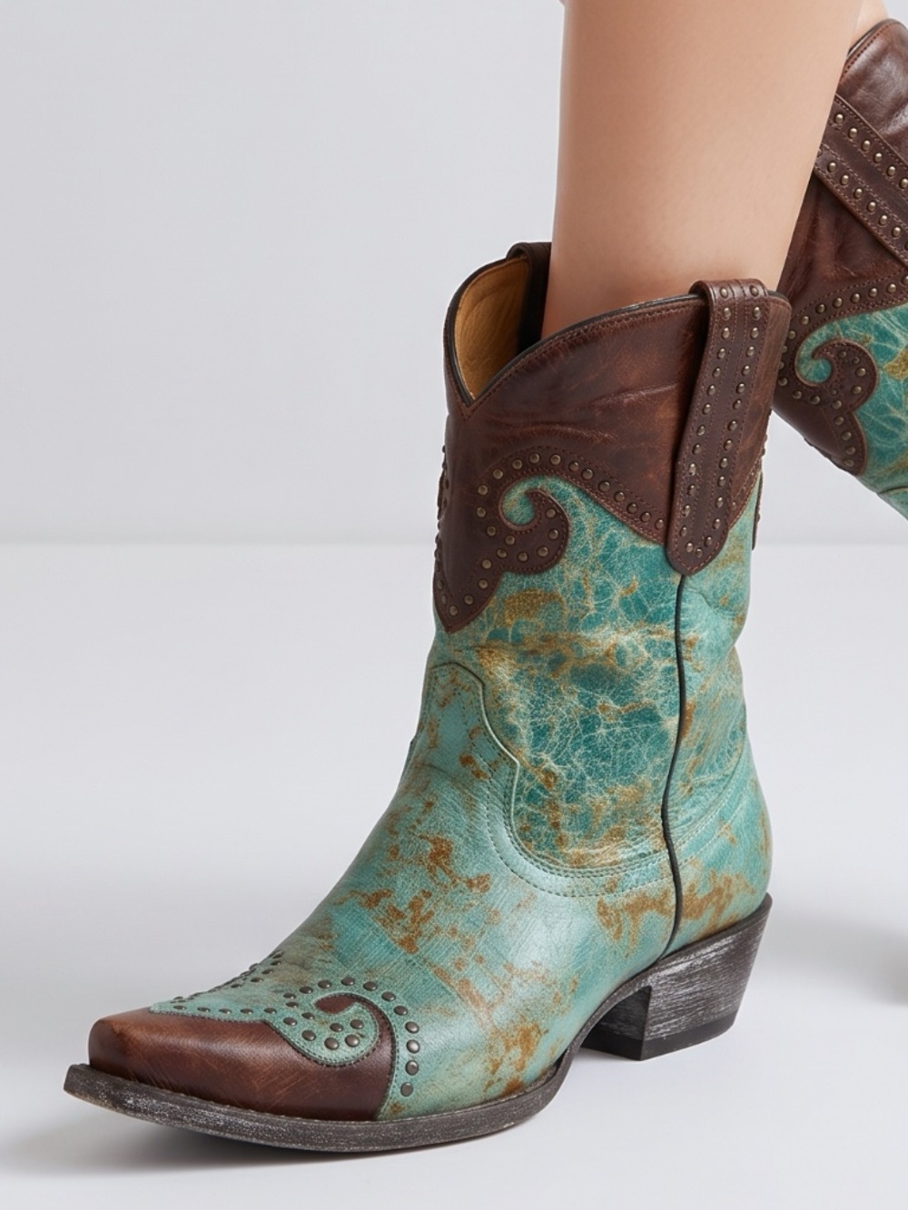 OLD GRINGO • Yippee Ki Yay • Turquoise Brown Studded Cowboy Boots • 8B